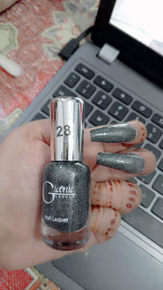 CR Gliter nail paint
